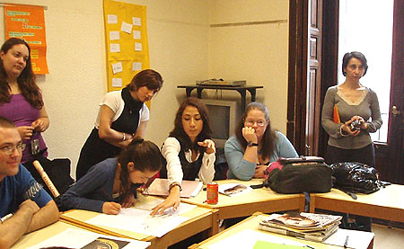 Grupo Elmhurst en clase