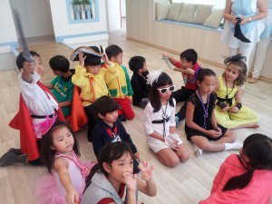 Programa de grupo: 13 niños y sus padres visitan TANDEM