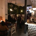 Intercâmbio de Idiomas na sala The Traveller, grupo de alunos