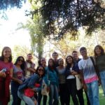 Mayra Cabral e alunos Em la escola TANDEM Madrid