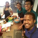 Lucas Pereira, posando no curso de culinária
