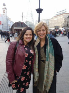Fabiana Moura com Begoña Llovet na Puerta del Sol