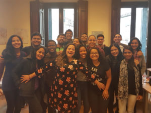 Fabiana Moura com os alunos do programa Cidadão do Mundo