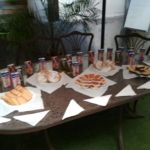 Grupo Viamundo, 2017, Posando en las escaleras de la escuela